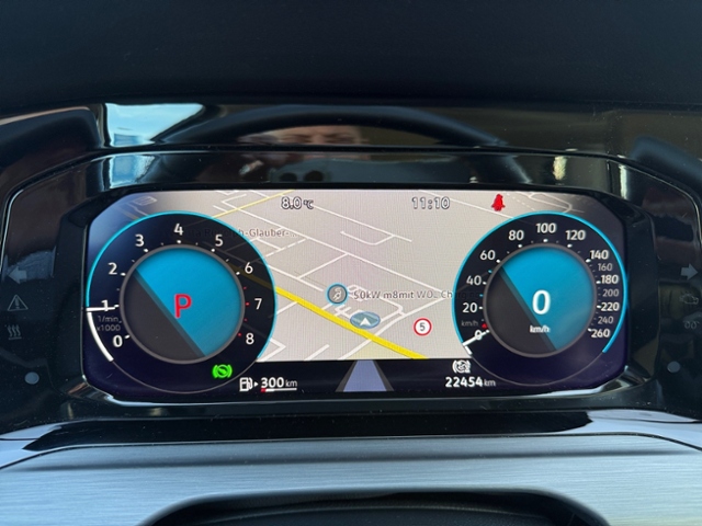 Golf VIII 1.5 eTSI Style DSG LED AHK Navi Pano