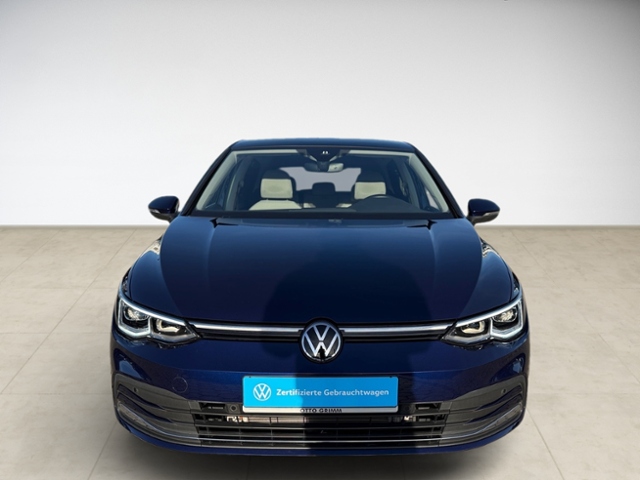 Golf VIII 1.5 eTSI Style DSG LED AHK Navi Pano