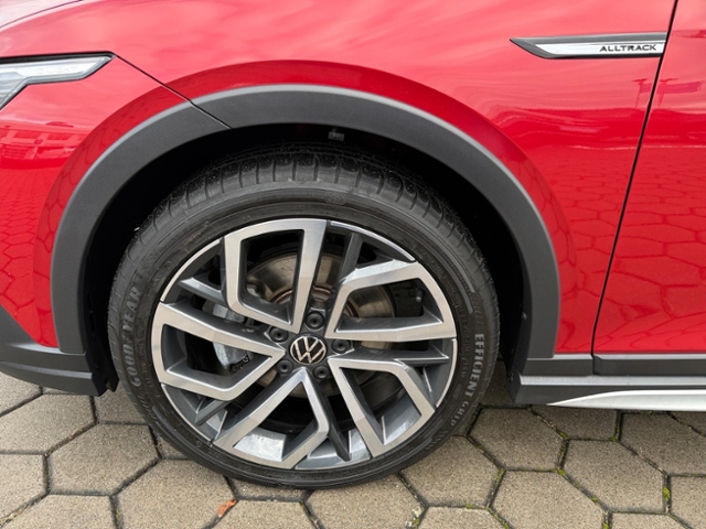 Golf VIII Variant 2.0 TDI Alltrack 4M Matrix-LED