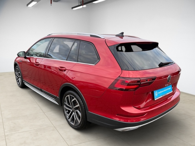 Golf VIII Variant 2.0 TDI Alltrack 4M Matrix-LED