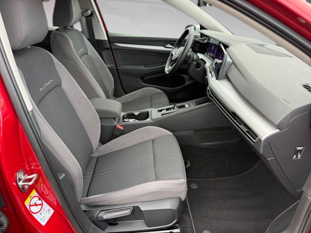 Golf VIII Variant 2.0 TDI Alltrack 4M Matrix-LED